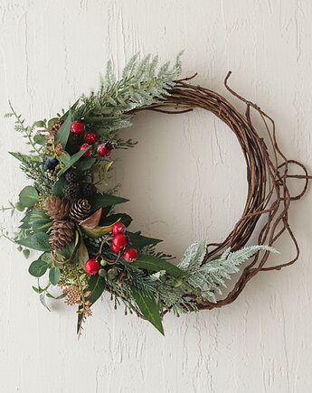 Asymetryczny wianek z szyszkami i głogiem (26cm), Lola White