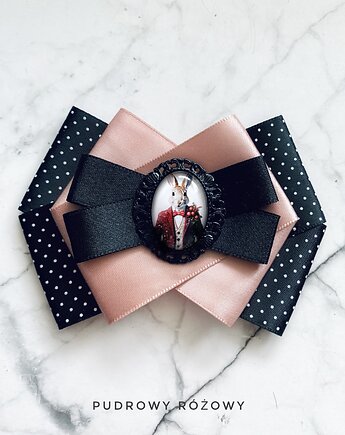 Brosza z Zającem  zamkniętym  pod kaboszonem NEW Wielkanoc, Pudrowy Różowy