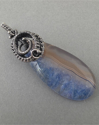 Mag - wisiorek z agatem i oksydowanym srebrem, wire-wrapping, Anna Mroczek