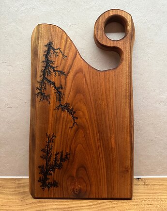 Drewniana deska z czereśni ze wzorem Lichtenberga, Drewnomaniak Oskar Piotrowski