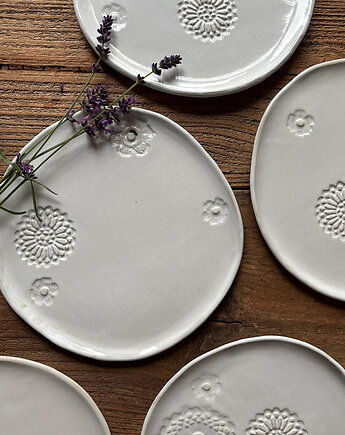 Talerze koronkowe, Pracownia wspólna