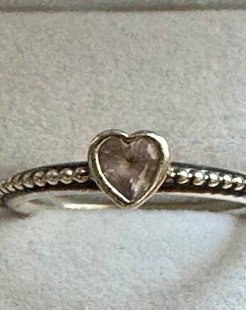 Srebrny pierścionek z  serduszkiem z ametystu - VINTAGE, Ade Art