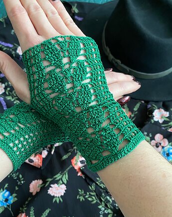 Mitenki koronkowe zielone motyw roślinny, Księżycowa ćma