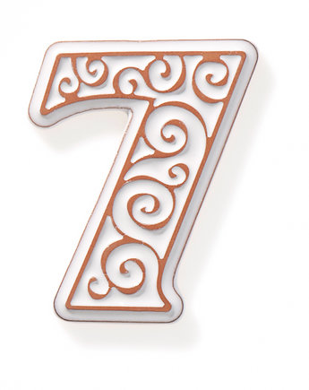 Numer mieszkania, cyfra 7 biała z brązowym ornamentem, pracowniazona