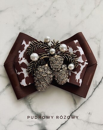 Brosza z okazałymi żołędziami z perłami New Jesień Żołądź, Pudrowy Różowy