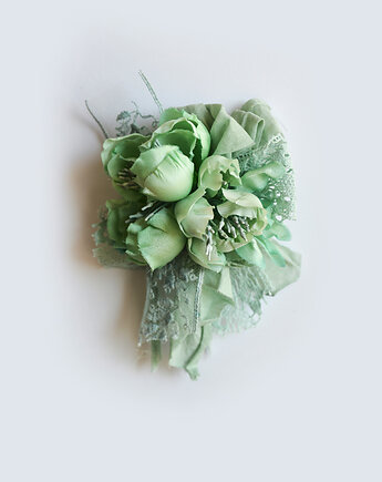 Broszka z jedwabnymi kwiatami w odcieniach mięty, Kasia Rodak Design
