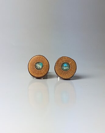 Zam.Spec. kolczyki z drewna śliwy oraz kolczyki z krzewu róży z serafinitem, mazuni