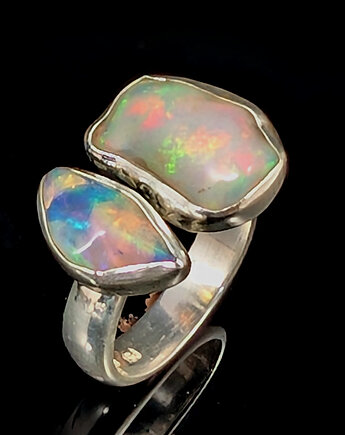 Pierścionek gemini- surowe opale, Pracownia Neores