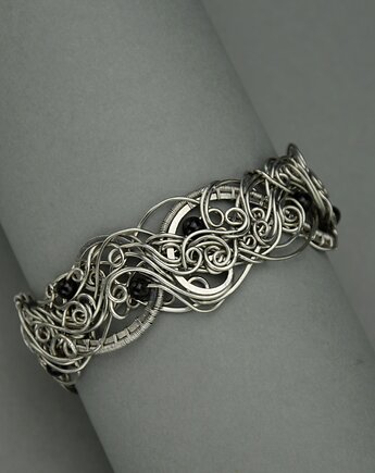 Bransoleta szeroka czarny onyks wire wrapping stal chirurgiczna, Agata Rozanska