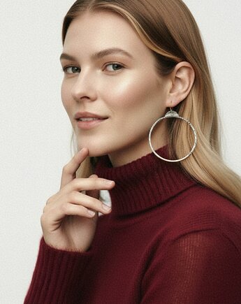 Duże koła z metalicznej skórki, Woo Hoo