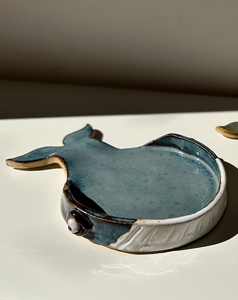 Talerzyk na biżuterie w kształcie wieloryba - niebieski, Glina & Lina