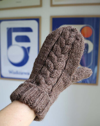 Rekawiczki z warkoczowym splotem, fluffyknitt