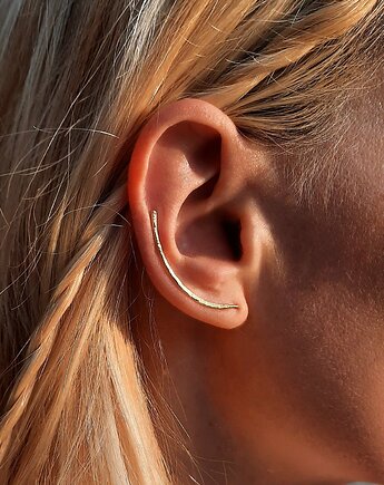 Kolczyk- nausznica Młotkowana jasna ze srebra na prawe ucho, ZIĘBA