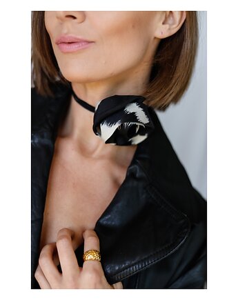 Jedwabny choker, Celina Parysów