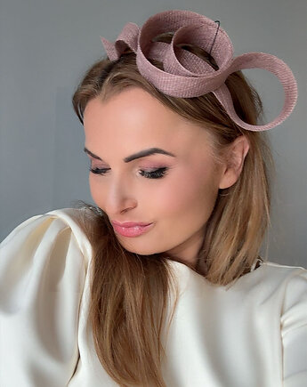 Fascynator MELODY brudny róż /oraz inne kolory, MONIKA SAXTON LUXURIOUS MILLINERY