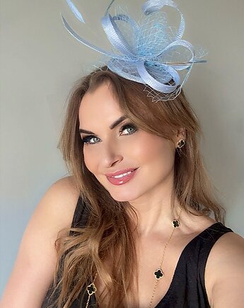Fascynator REBECA pastelowy błękit/  inne kolory, MONIKA SAXTON LUXURIOUS MILLINERY
