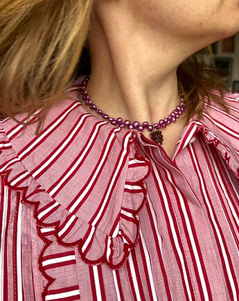 Choker Berry, Studio Trele