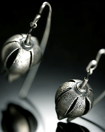 Srebrne wiszące kolczyki tulipany XL size, SHAMBALA