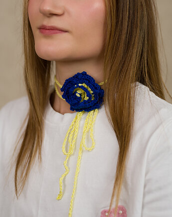 Róża na szyję Coraline, DecMabu