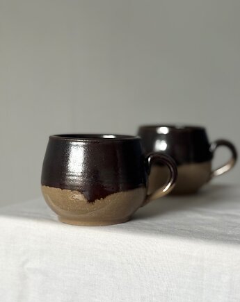 Szary metaliczny kubek baryłka, Wet Spot Ceramic Studio