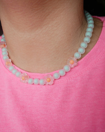 Miętowy naszyjnik choker z koralików KWIATY, Wylewnia Twórczości