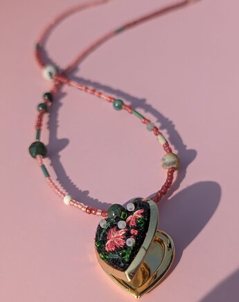 Naszyjnik sekretnik z haftem ręcznym i kamieniami naturalnymi, Papaya