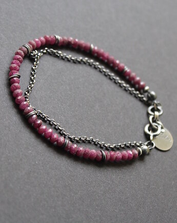 Rubinowa Waleria, fado