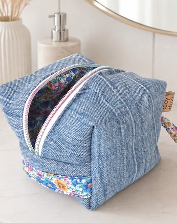 Kosmetyczka kostka  " jeans i kwiatuszki 1", tacy duzi