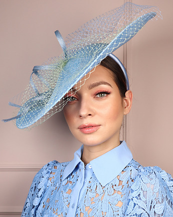 RIANA piękny błekitny hattinator z woalkami, Expose Akcesoria