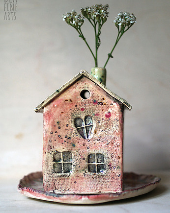 Ceramiczny domek na kadzidło na zamówienie Ani, Bea Fine Arts