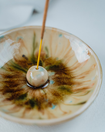 Talerzyk na kadzidełka HIPPIE, rękoczyny