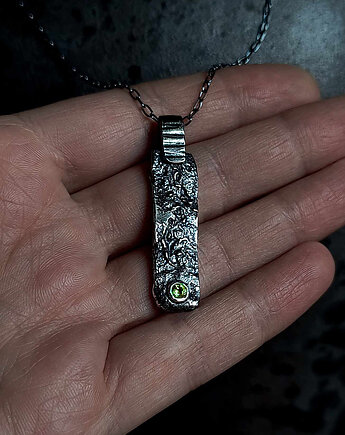 Naszyjnik męski  "Smoła " z naturalnym prasiolitem o szlifie fasetowym, ZIĘBA