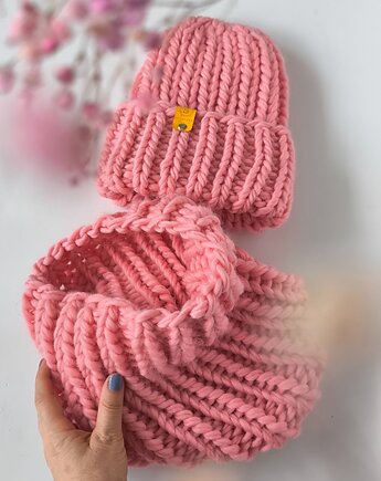 Wełniana czapka i komin- komplet zimowy peruvian WOOLY słodki róż, sploteka