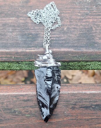 Smocze szkło - wisiorek, po drugiej stronie lustra