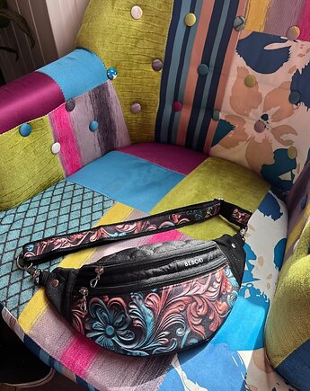 Nerka M Baroque Bloom + miniportfelik gratis, BEBOKI