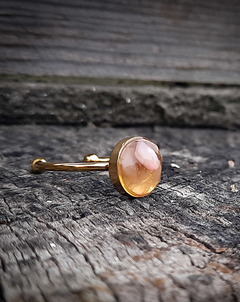 Mikro pierścionek z kwarcem, Figa handmade accessories