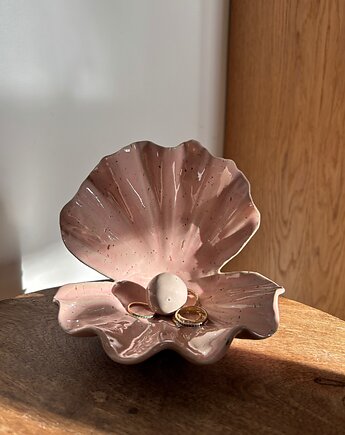 Ceramiczna Podstawka na Biżuterię Różowa Muszla Skarbiec, Maison Fragile