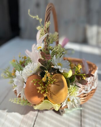 Wielkanocny koszyczek na święconkę, koszyczek z dekoracją, Rosa