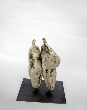 Ręcznie wykonana rzeźba ceramiczna Dwoje, Ewa Duszka
