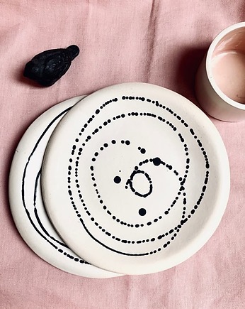 talerz black dots, AGABA pracownia ceramiczna