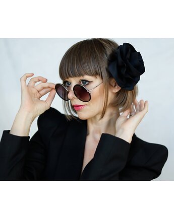 Jedwabna spinka róża, Celina Parysów