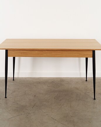 Stół dębowy, włoski design, lata 80, produkcja: Włochy, Przetwory design