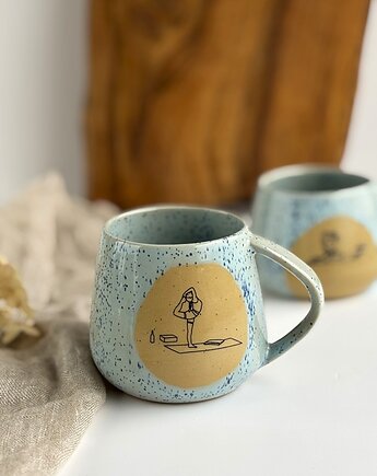 Kubek ceramiczny beczułka 320 ml - Joga niebieski, Ceramika Tyka