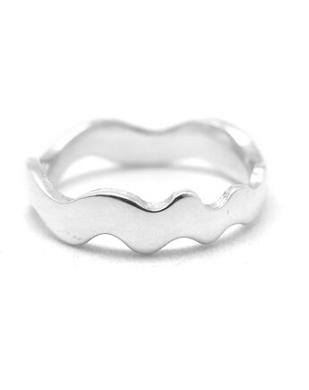 Srebrny pierścionek Fala, Wierzbanowska