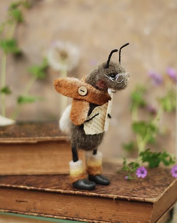 Mol Książkowy-staruszek, BoboLobo Handicraft