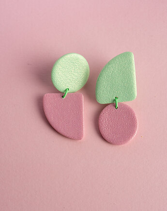 Wiszące asymetryczne sztyfty, Dwie Gliny