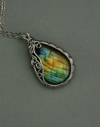 Wisiorek kolorowy labradoryt wire wrapping, Agata Rozanska