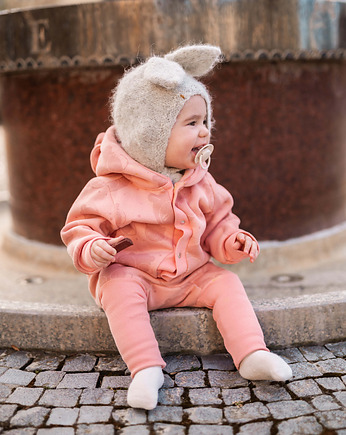 Kombinezon Brzoskwiniowy Miś w Okularach, ZZZforKIDS