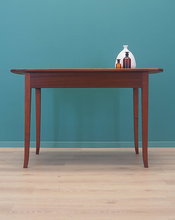 Stół mahoniowy, lata 70, duński design, produkcja: Dania, Przetwory design