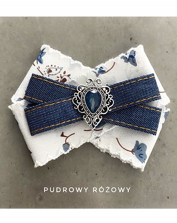 Brosza z kolekcji Jeans  z kryształkiem, Pudrowy Różowy